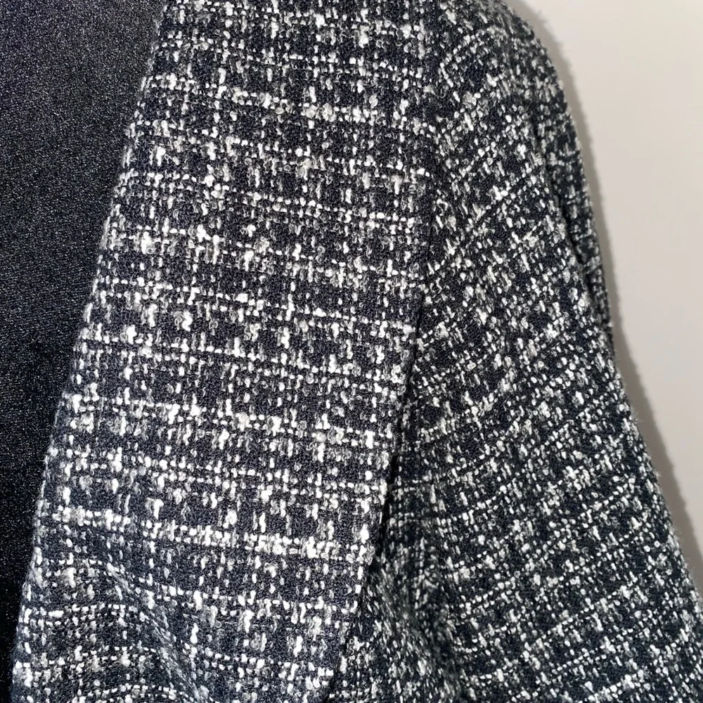 Apt 9 women’s blazer size medium - Picture 5 of 6